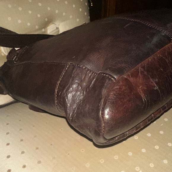 Elegant Brown Woven Leather Shoulder Bag - Picture 8 of 15